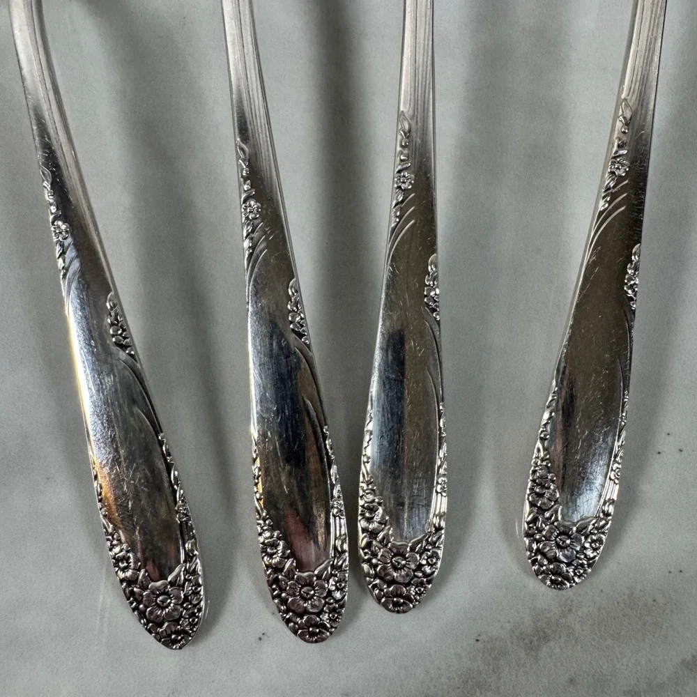 Set of 4 Oneida Simeon L & George H Rogers‎ Silver Plated Teaspoons Lot 1